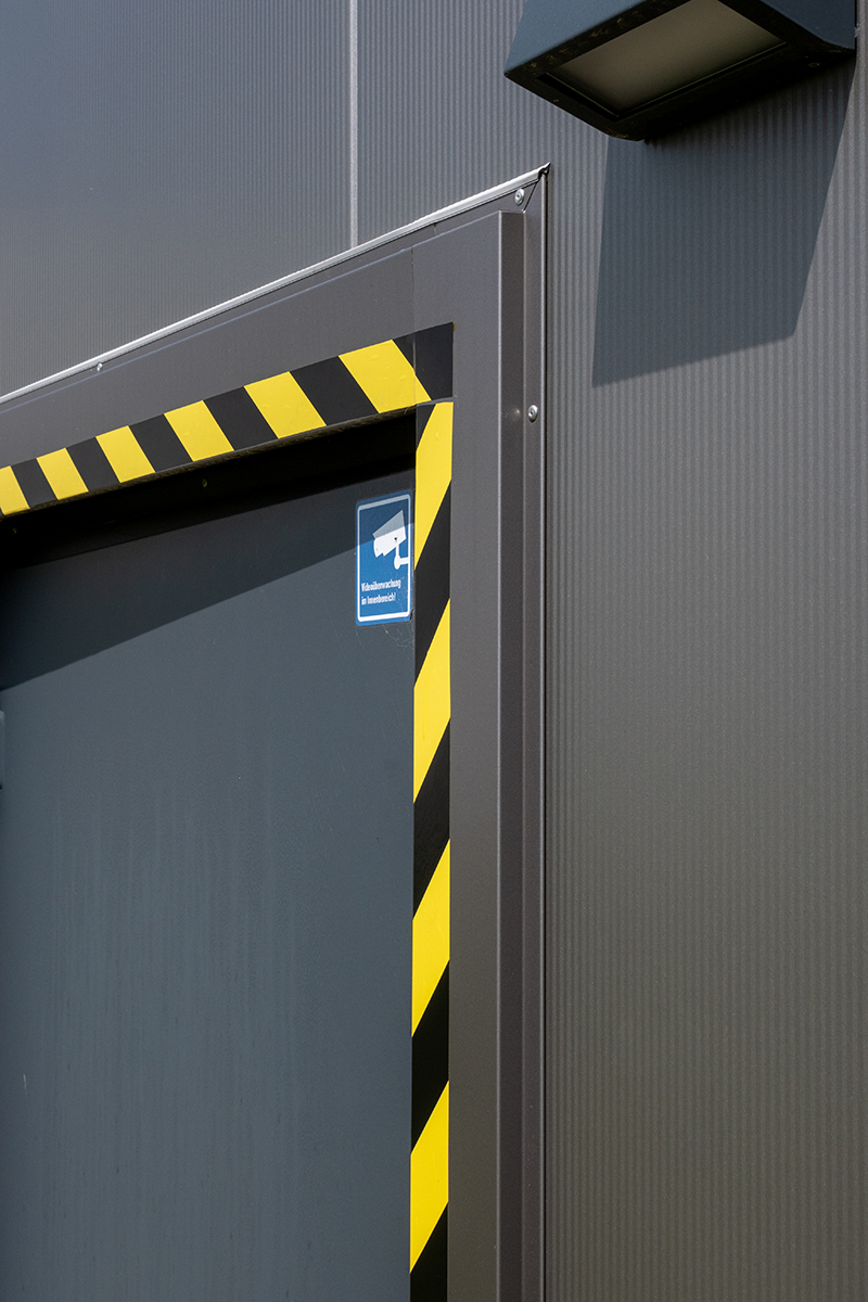 Duct tape Fabric tape for marking edges